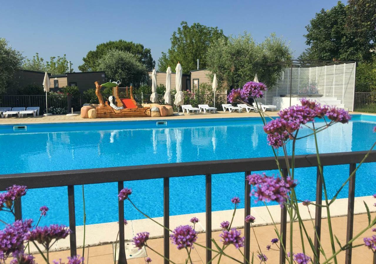 Vacanze Glamping Boutique 圣菲利斯·德尔·贝纳茨 外观 照片
